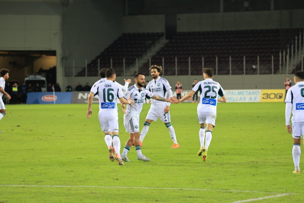 Παναθηναϊκός: Ο Μπενίτεθ «τελειώνει» δύο παίκτες μετά την ΑΕΛ!