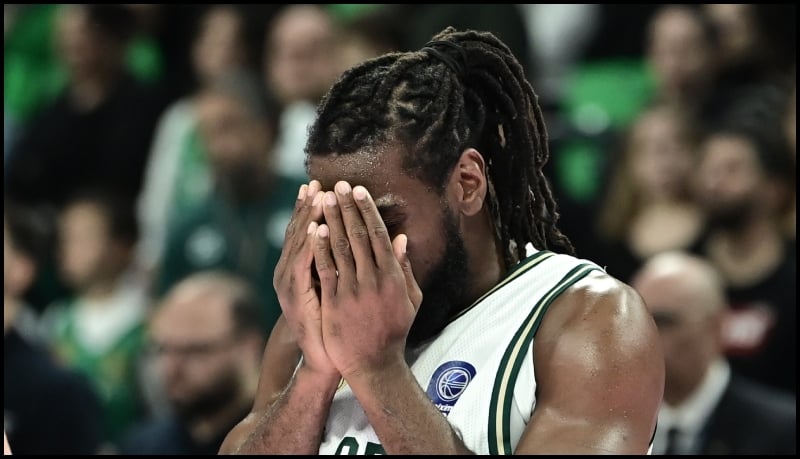 Φαρίντ: «Στο σχόλιο δεν σεβάστηκαν τη μητέρα μου, έλεγαν πως είναι λεσβία!»