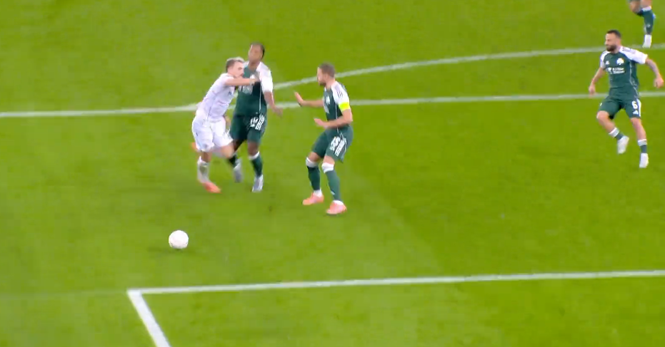 Παναθηναϊκός - Πλζεν: Σωτήρια παρέμβαση από τον Πάλμερ-Μπράουν (vid)