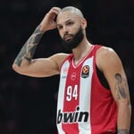 Ούτε στα πλέι οφ: Η Βαλένθια «ΕΣΚΙΣΕ» τον Ολυμπιακό μέσα στο ΣΕΦ!