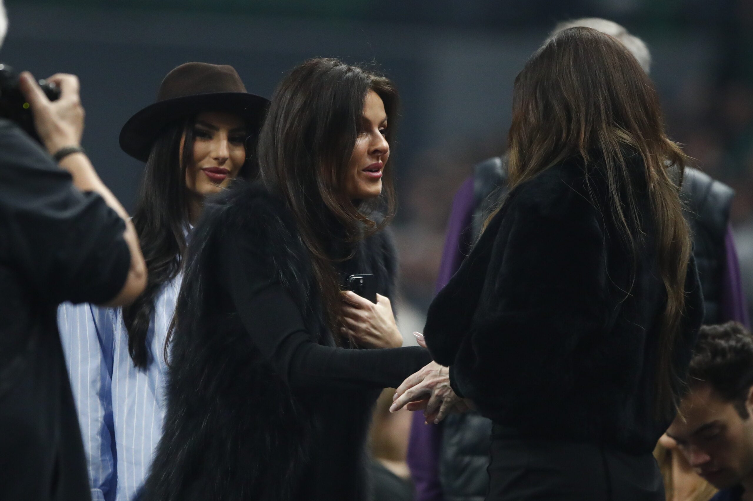 Παναθηναϊκός: Η χειραψία της Δέσποινας Γιαννακοπούλου με την Κίμπερλι Γκιλφόιλ (pics)