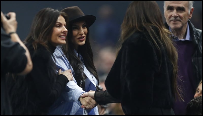 Παναθηναϊκός: Η χειραψία της Δέσποινας Γιαννακοπούλου με την Κίμπερλι Γκιλφόιλ (pics)