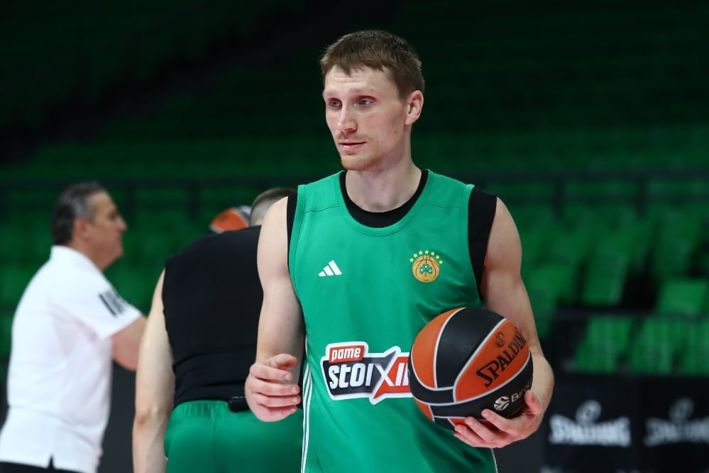 Ουρμπόνας: «Αυτά σκέφτεται ο Γκριγκόνις για το μέλλον του στον Παναθηναϊκό»