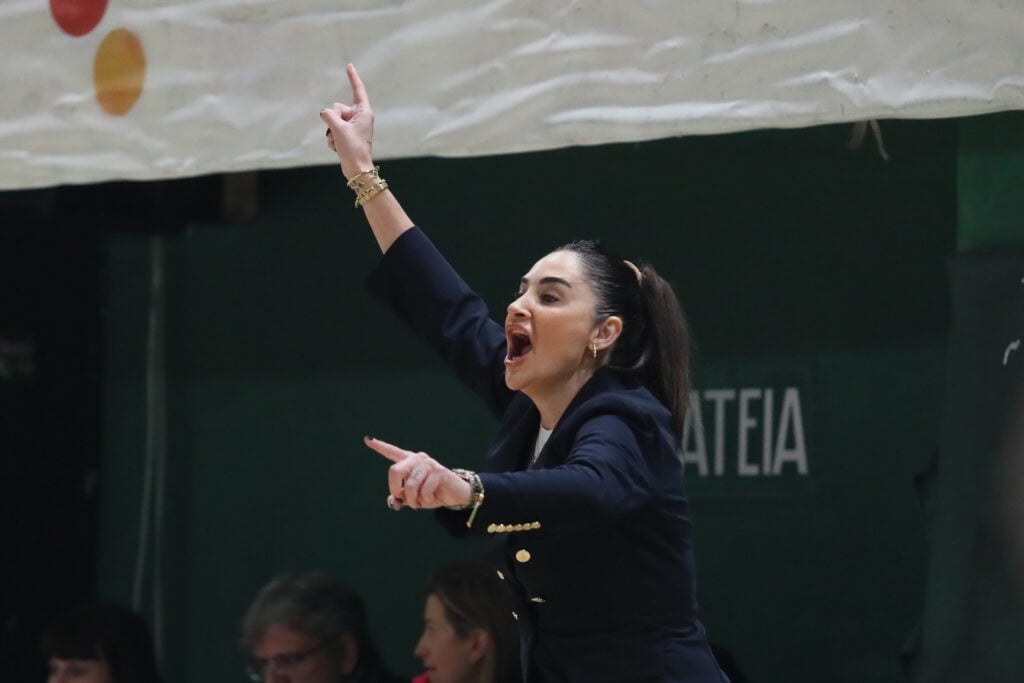 Ερντέμ: «Αγαπώ τους οπαδούς μας - Χαρούμενη με την επιστροφή της Σταμολάμπρου»