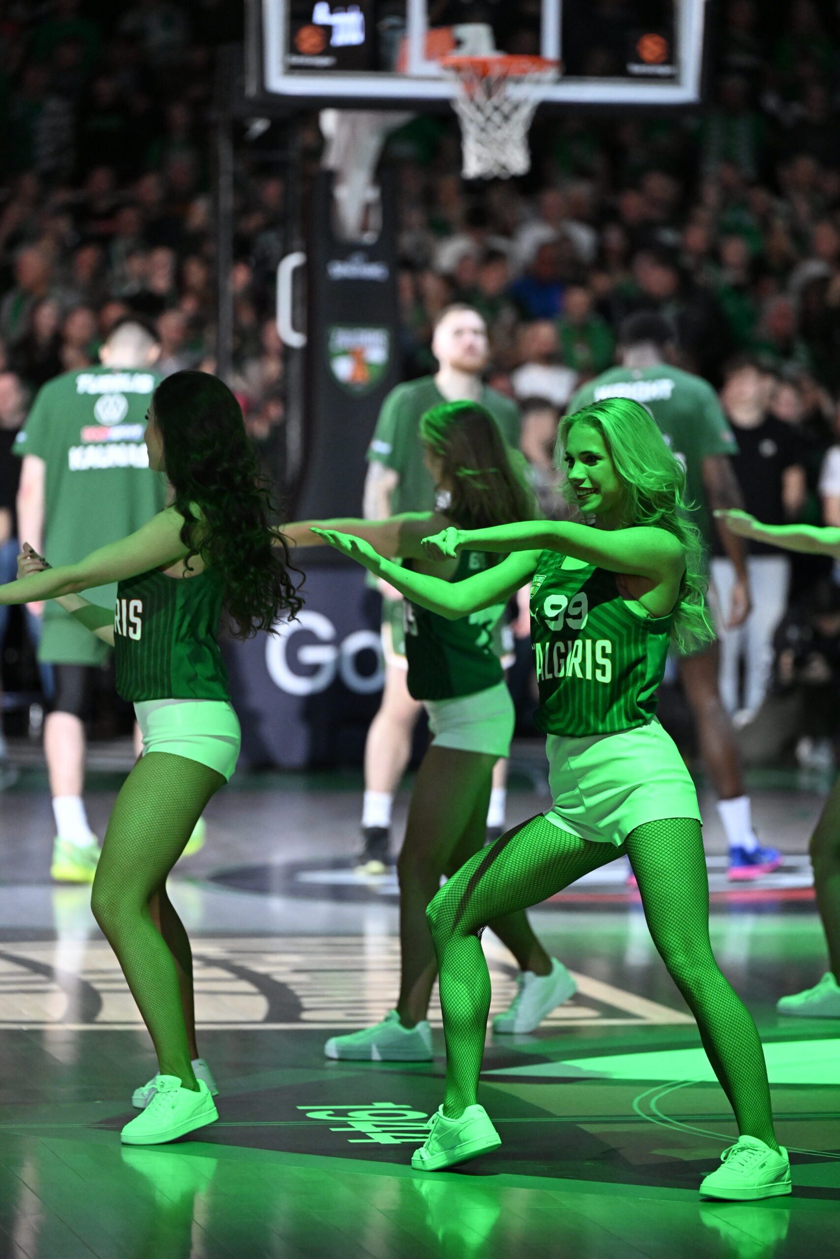 Παναθηναϊκός: Το εντυπωσιακό σόου από τις cheerleaders της Ζαλγκίρις (pics)