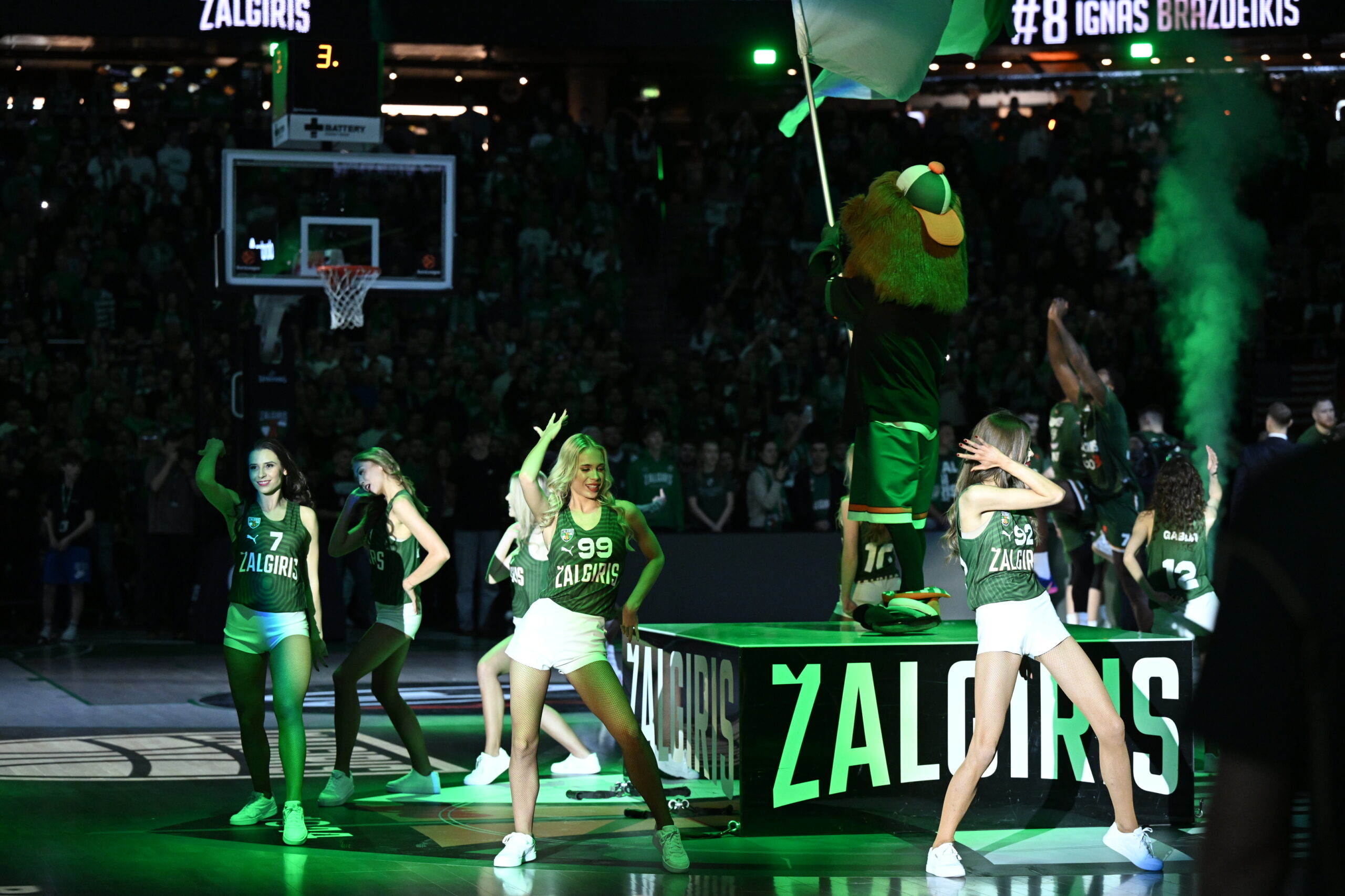 Παναθηναϊκός: Το εντυπωσιακό σόου από τις cheerleaders της Ζαλγκίρις (pics)