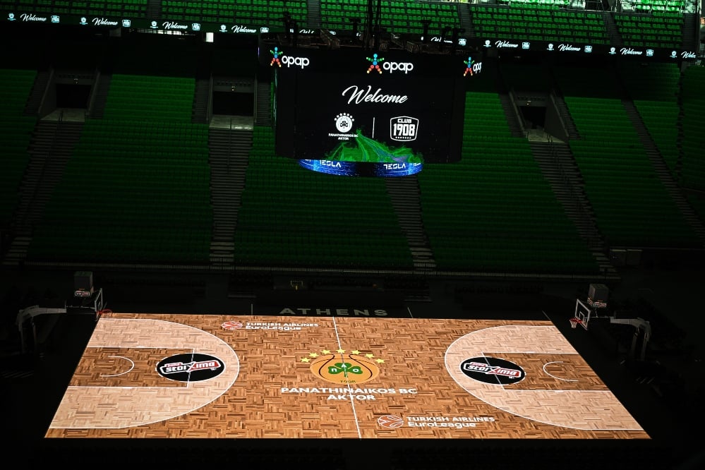 Παναθηναϊκός: Ευχές για «Καλά Χριστούγεννα» μέσω glass floor (vid)