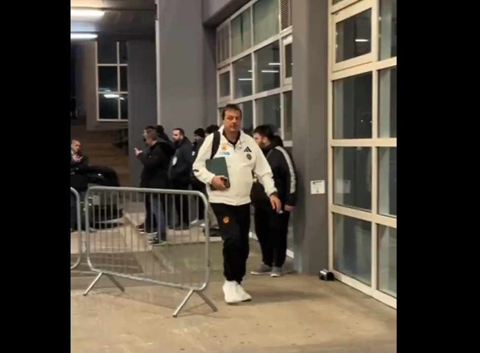 Παναθηναϊκός: Έφτασε στο ΟΑΚΑ η αποστολή για το ντέρμπι με τον Ολυμπιακό