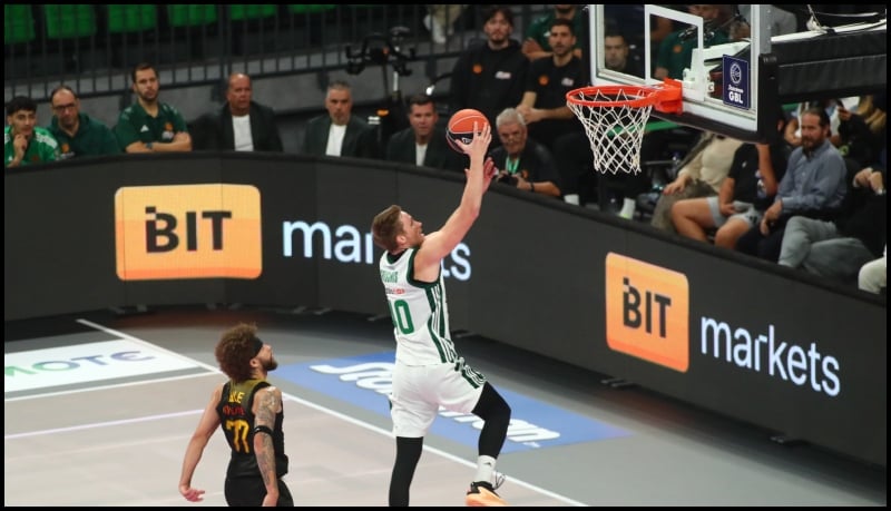 Παναθηναϊκός: Στη γωνία για Γκριγκόνις η ΑΕΚ