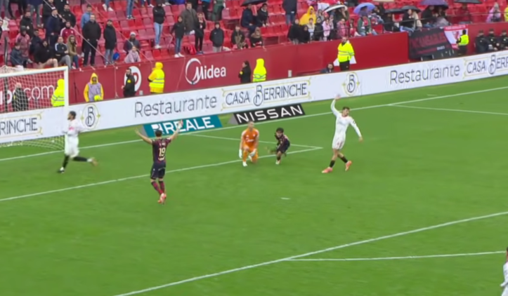 Λαϊκά δικαστήρια στη Σεβίλλη του Βλαχοδήμου: Βαριά εντός έδρας ήττα από τη Λεβάντε (vid)