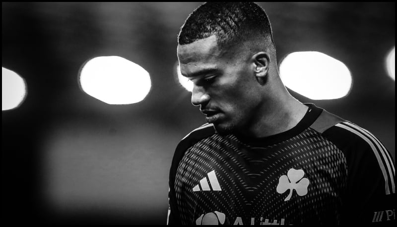 Σε «κίνδυνο» ο Λαφόν: «Πόλεμος» στα social media και... ρατσιστικά σχόλια!