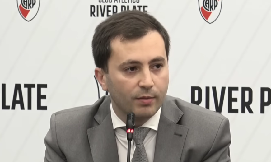 Καλβάρι για Αντίνο: «Άπειρος και αλαζόνας ο Ντι Κάρλο - Δεν έχει πείσει κανέναν!»