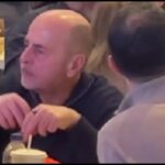 Γιάννης Αλαφούζος: Χαλαρή έξοδος σε γνωστό εμπορικό κέντρο (vid)