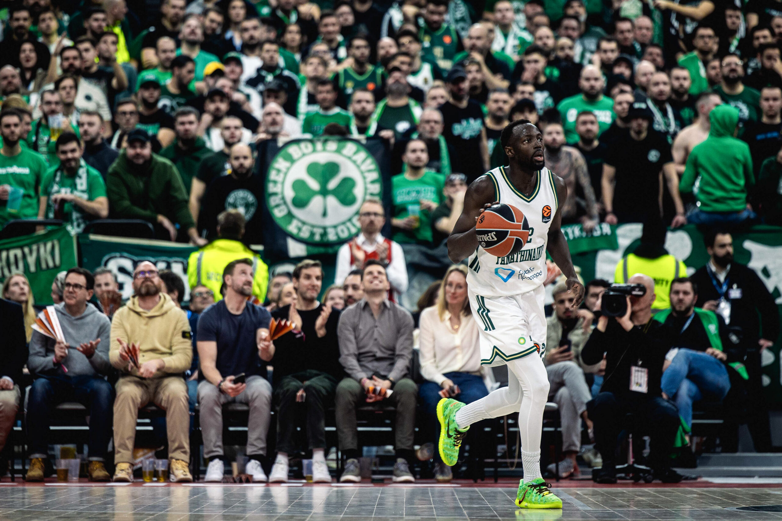 Γκραντ: «Δεν υπάρχουν δικαιολογίες»