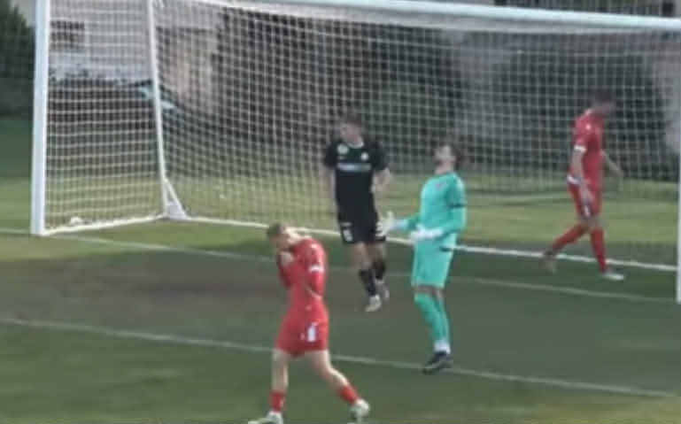 Ντεμπούτο με το αριστερό για Ντραγκόφσκι - Έδωσε «έτοιμο γκολ» σε αντίπαλο (vid)