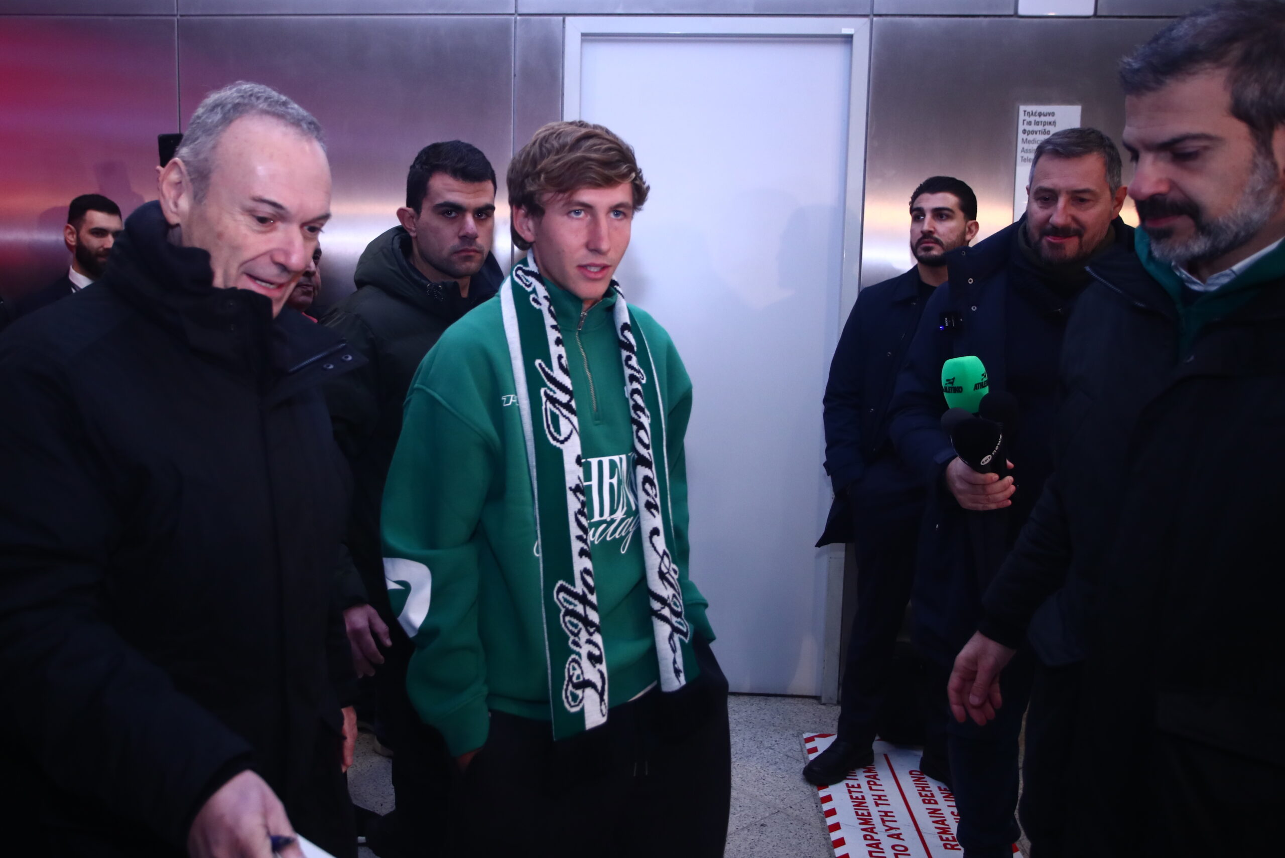 Φωτογραφίες: Η άφιξη του Αντίνο για τον Παναθηναϊκό