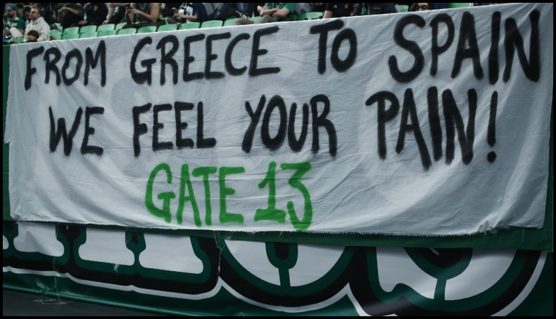 Θύρα 13 για το σιδηροδρομικό δυστύχημα στην Ισπανία: «Νιώθουμε τον πόνο σας» (pics)