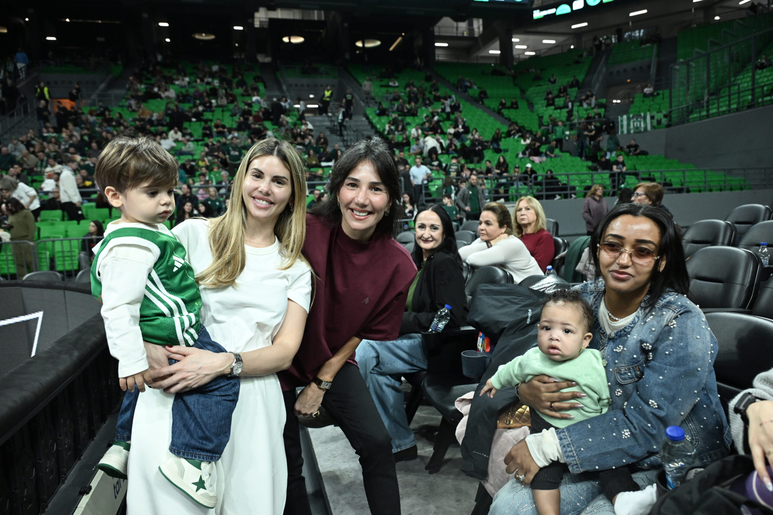 Παναθηναϊκός - Μαρούσι: Οικογενειακές στιγμές στο Telekom Center Athens (pics)