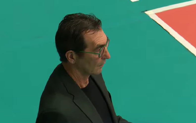 Ανδρεόπουλος: «Ο Φοίνικας Σύρου έπαιξε καταπληκτικό βόλεϊ»