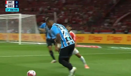 Από σέντρα του Τετέ το 1-0 της Γκρέμιο κόντρα στην Ιντερνασιονάλ (vid)