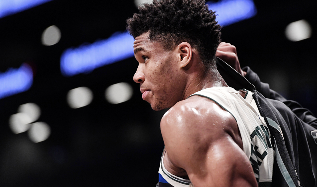 Φιλαδέλφεια 76ers - Μιλγουόκι Μπακς με «Ενισχυμένο» Κούσμα