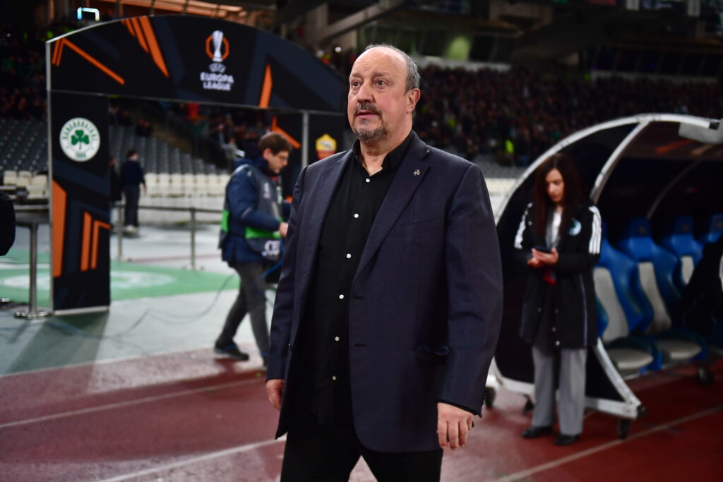 Μπενίτεθ: Ατάκες για Ταμπόρδα και πιθανό αντίπαλο - Οι δηλώσεις στη συν. Τύπου