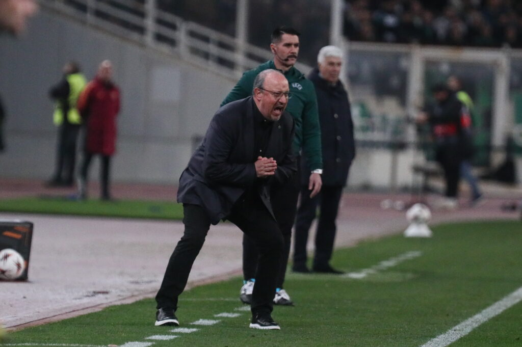 Μπενίτεθ για μεταγραφές: «Θα μπορούσα να πω κάτι, αλλά δεν θα το κάνω...»