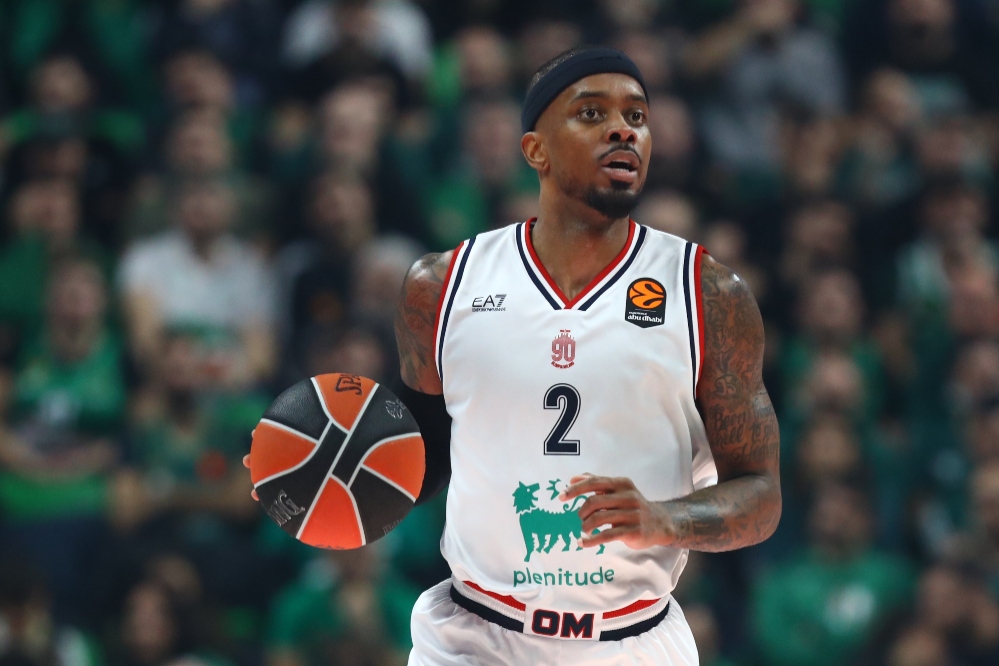 Ούτε στο Μιλάνο… στέριωσε ο Μπράουν – Εκτός πλάνων στην Αρμάνι