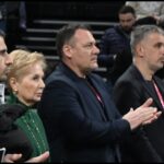 Βιλερμπάν - Παναθηναϊκός: Στην LDLC Arena η μητέρα του Δημήτρη Γιαννακόπουλου (pics)