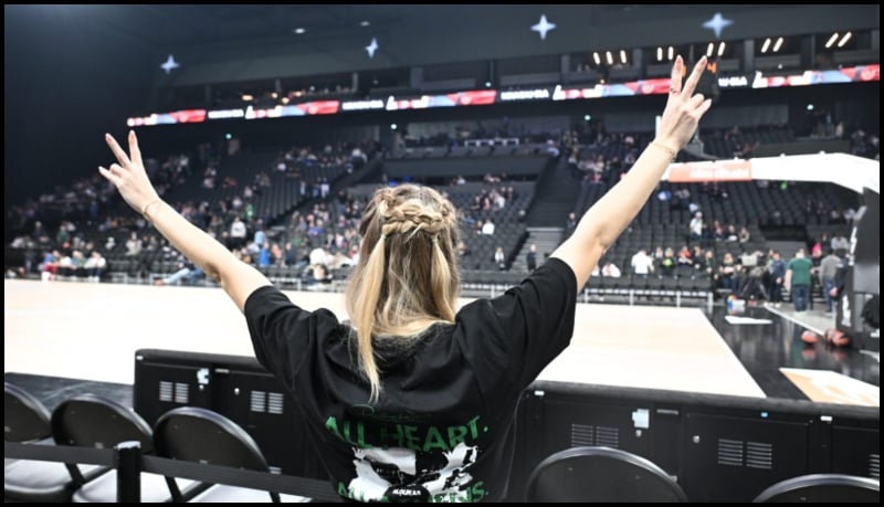 Βιλερμπάν - Παναθηναϊκός: Με υψηλή παρουσία «πράσινων» οπαδών η αναμέτρηση (pics)