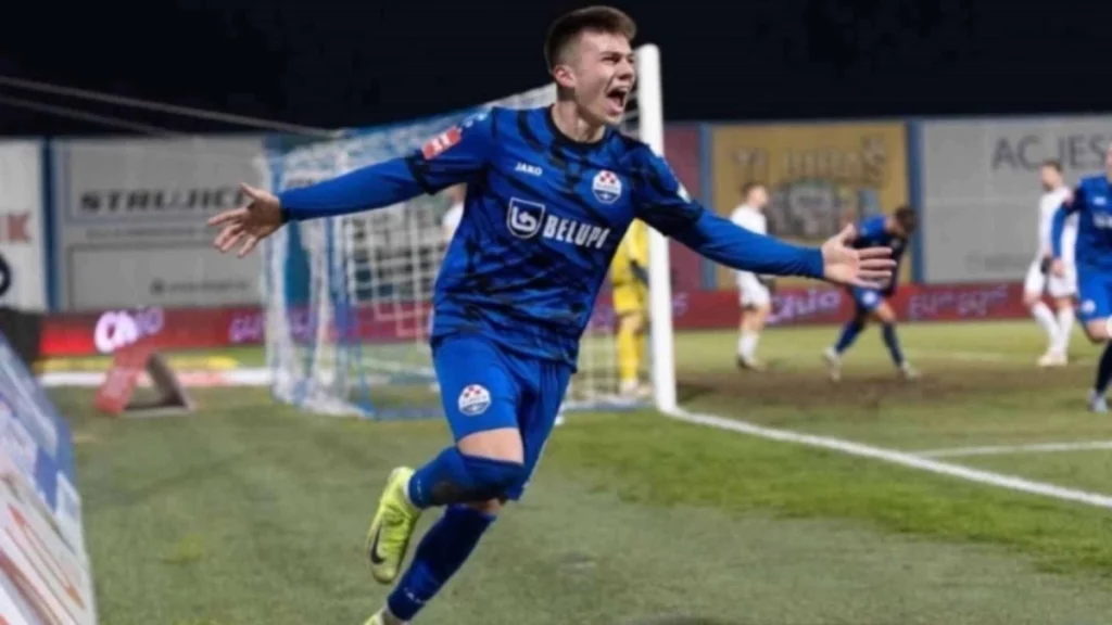 Η Ντινάμο Ζάγκρεμπ φουλάρει για παίκτη που εξετάστηκε από τον Παναθηναϊκό