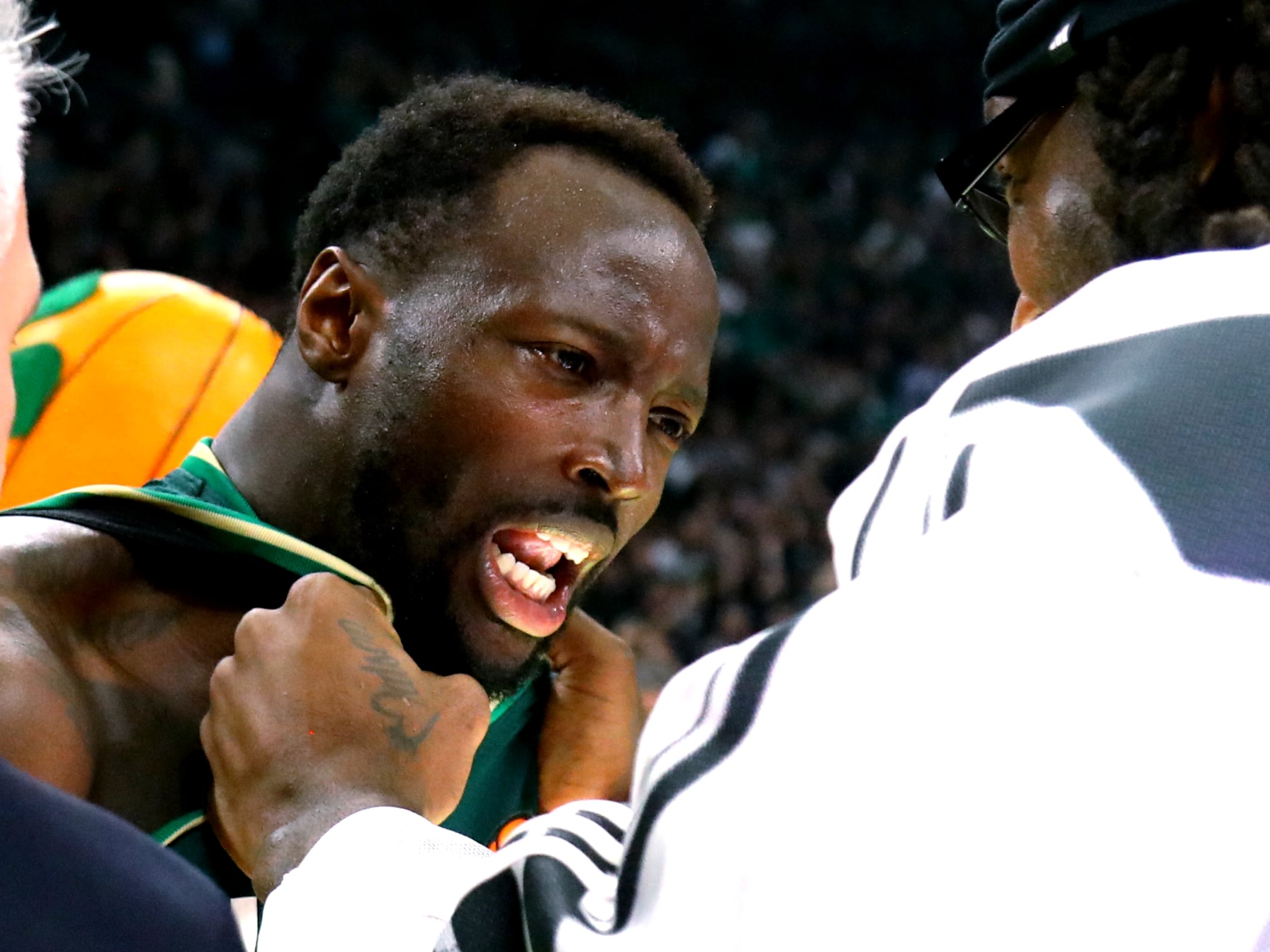 Απίστευτος! Ο Γκραντ πήγε στο νοσοκομείο, έβαλε ορό και γύρισε να παίξει με τη Ρεάλ