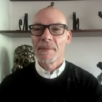 Κάκος: «Κόκκινη κάρτα στον Ποντένσε - Αδικαιολόγητος ο VAR» (vid)