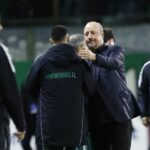 To απογοητευμένο ύφος του Μπενίτεθ μετά την ήττα του Παναθηναϊκού (pics)