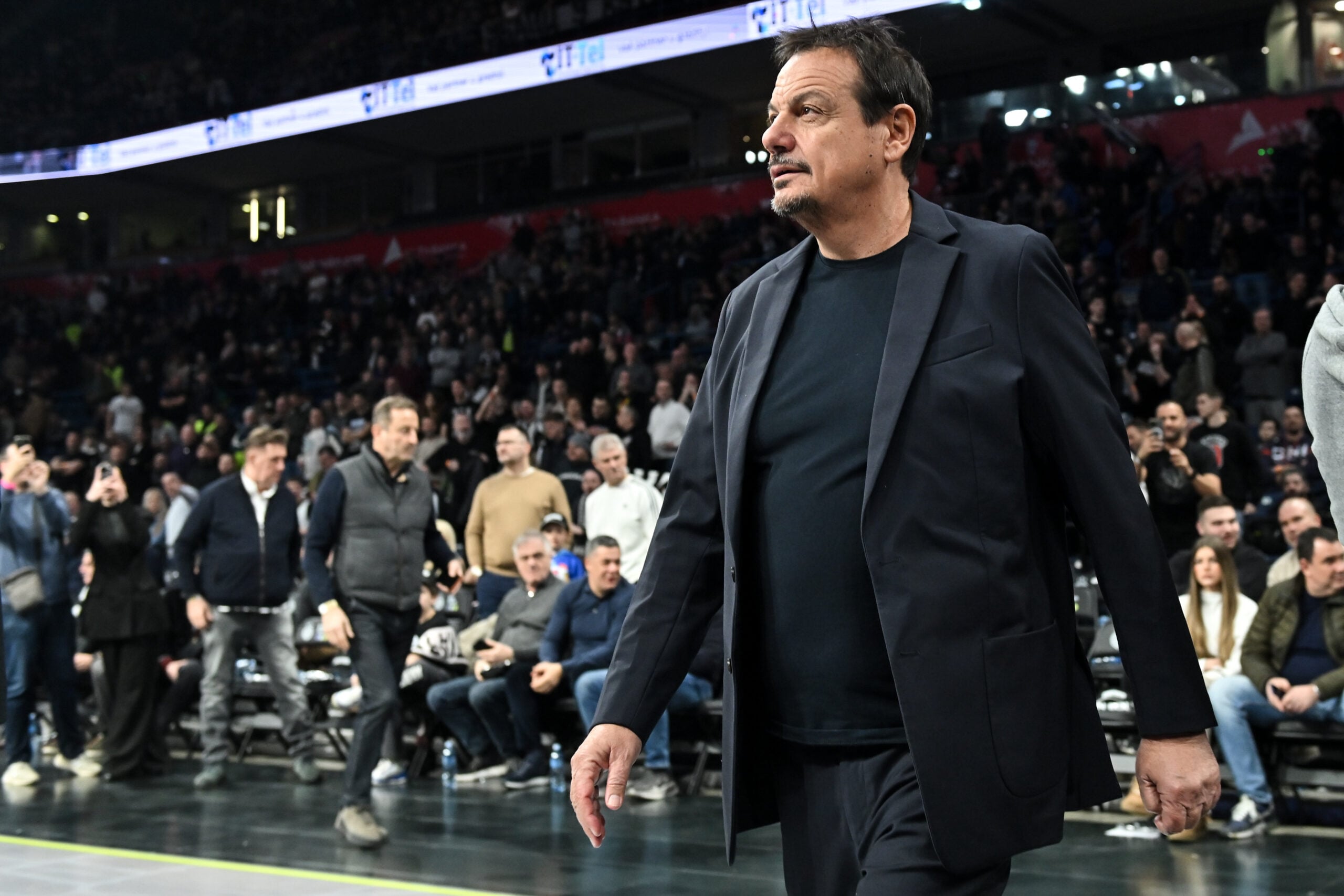 Αταμάν στη συν. Τύπου: «Η εξήγηση της ήττας» - Τι είπε για Ναν και αποβολή Ρογκαβόπουλου