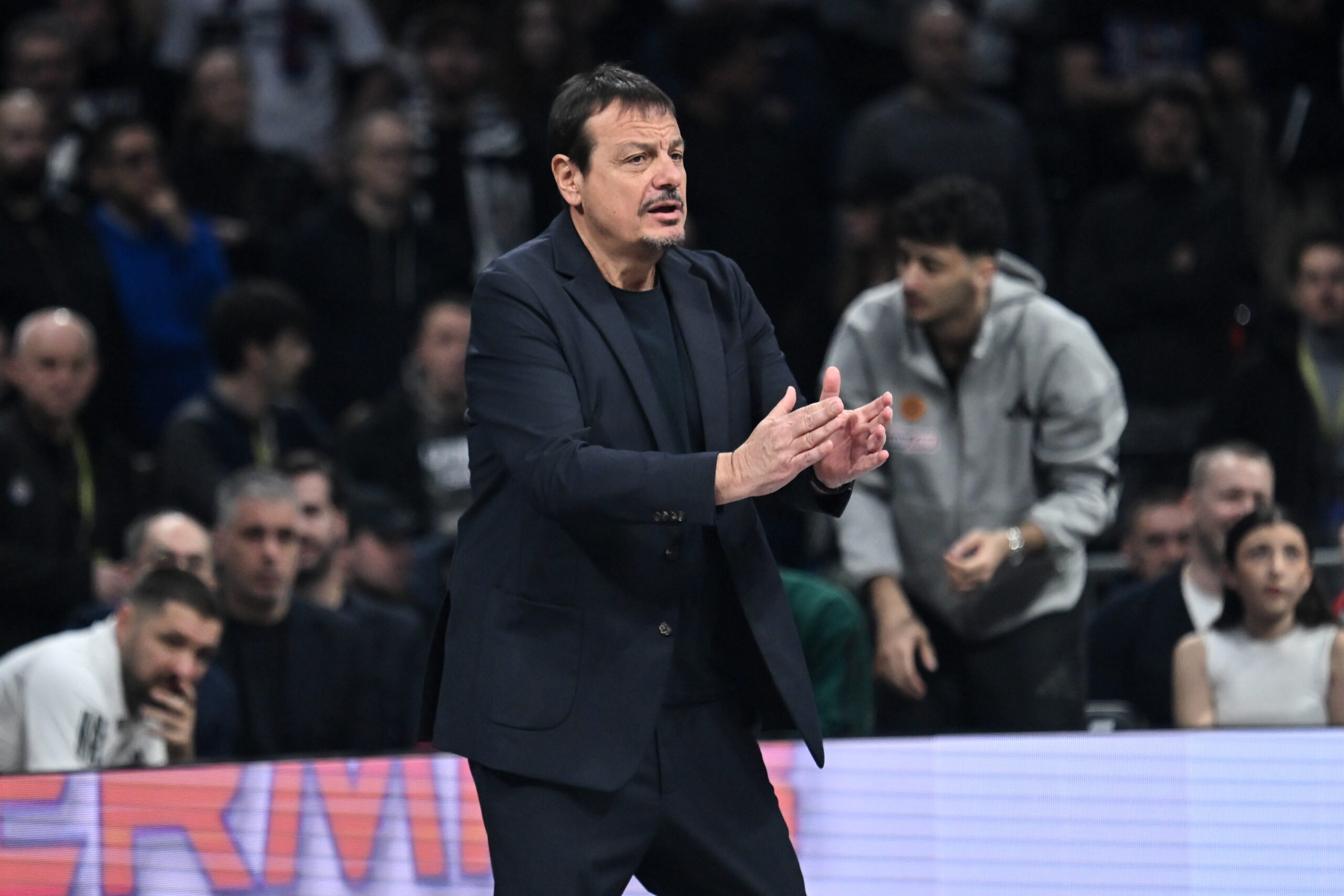 Αταμάν στη συν. Τύπου: «Η εξήγηση της ήττας» - Τι είπε για Ναν και αποβολή Ρογκαβόπουλου