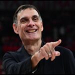 Σπόντα από τον Μπαρτζώκα: «Είδατε πώς έπαιξε η Παρτιζάν...»