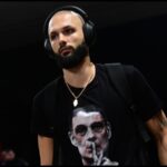 Με μπλουζάκι «Μπαρτζώκα» ο Εβάν Φουρνιέ στο ΣΕΦ (pics)