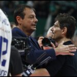 Στο πλευρό του Αταμάν ο Γιαννακόπουλος: Το στεφάνι στην κηδεία της μητέρας του (pic)