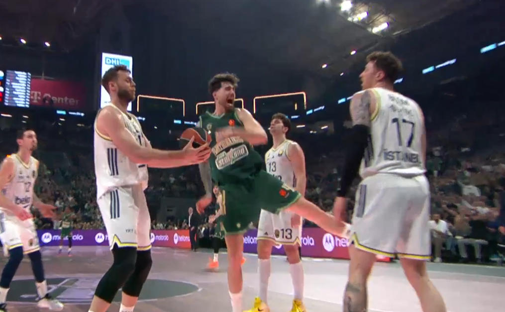 Παναθηναϊκός - Φενερμπαχτσέ: Κάρφωσε και ξέσπασε ο Χουάντσο (vid)