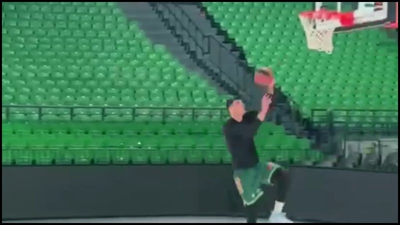 Παναθηναϊκός: «Σκύλιασε» ο Μήτογλου, βγήκε για προπόνηση τα μεσάνυχτα (vid)