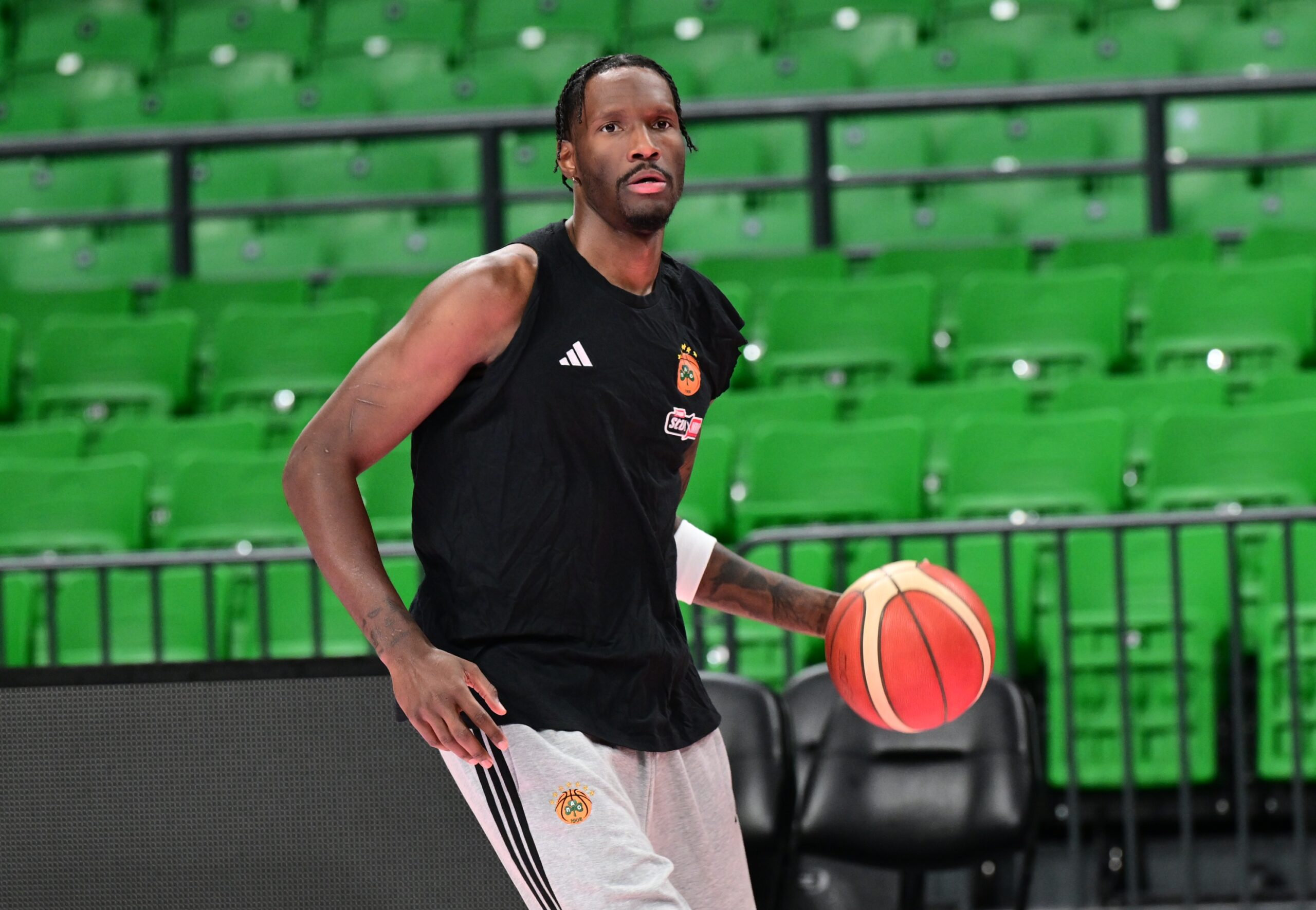 Φωτογραφίες: Πρώτη προπόνηση για τον Χέιζ-Ντέιβις