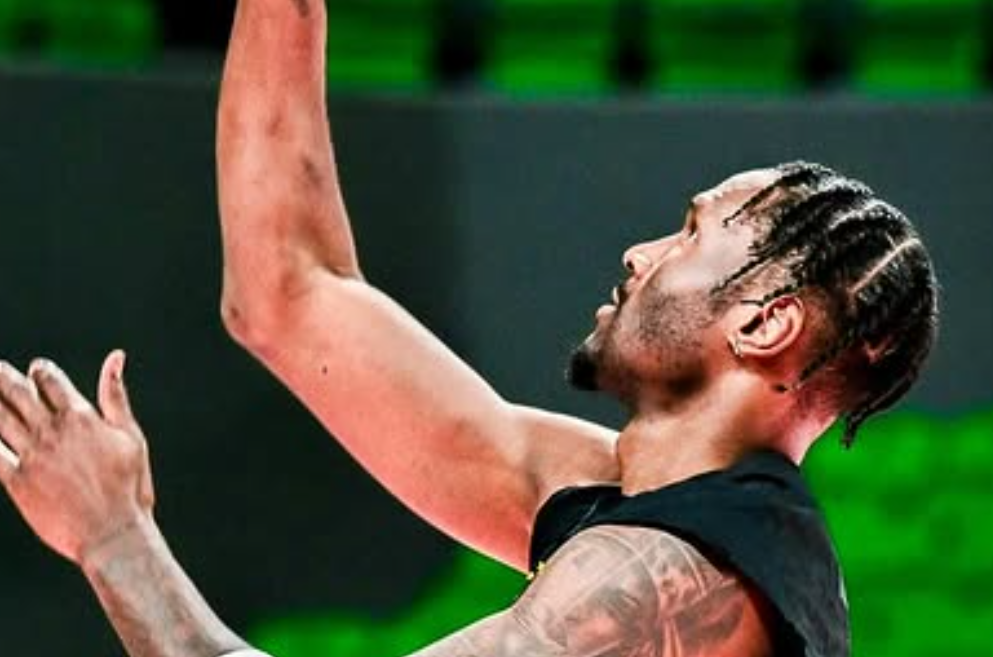 Χέιζ-Ντέιβις: «Γι' αυτό ήρθα στον Παναθηναϊκό - Με ενθάρρυνε ο Αταμάν»