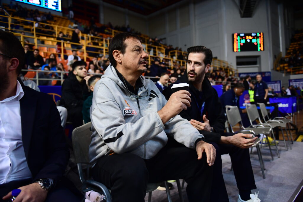 Είδε το Ολυμπιακός - Μαρούσι ο Εργκίν Αταμάν