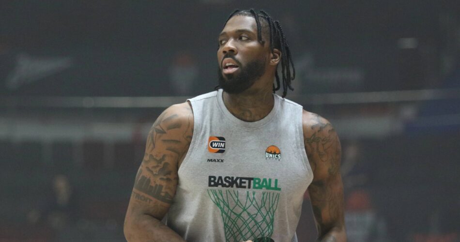 «Ο Παναθηναϊκός κοιτάζει τον Ρέινολντς»