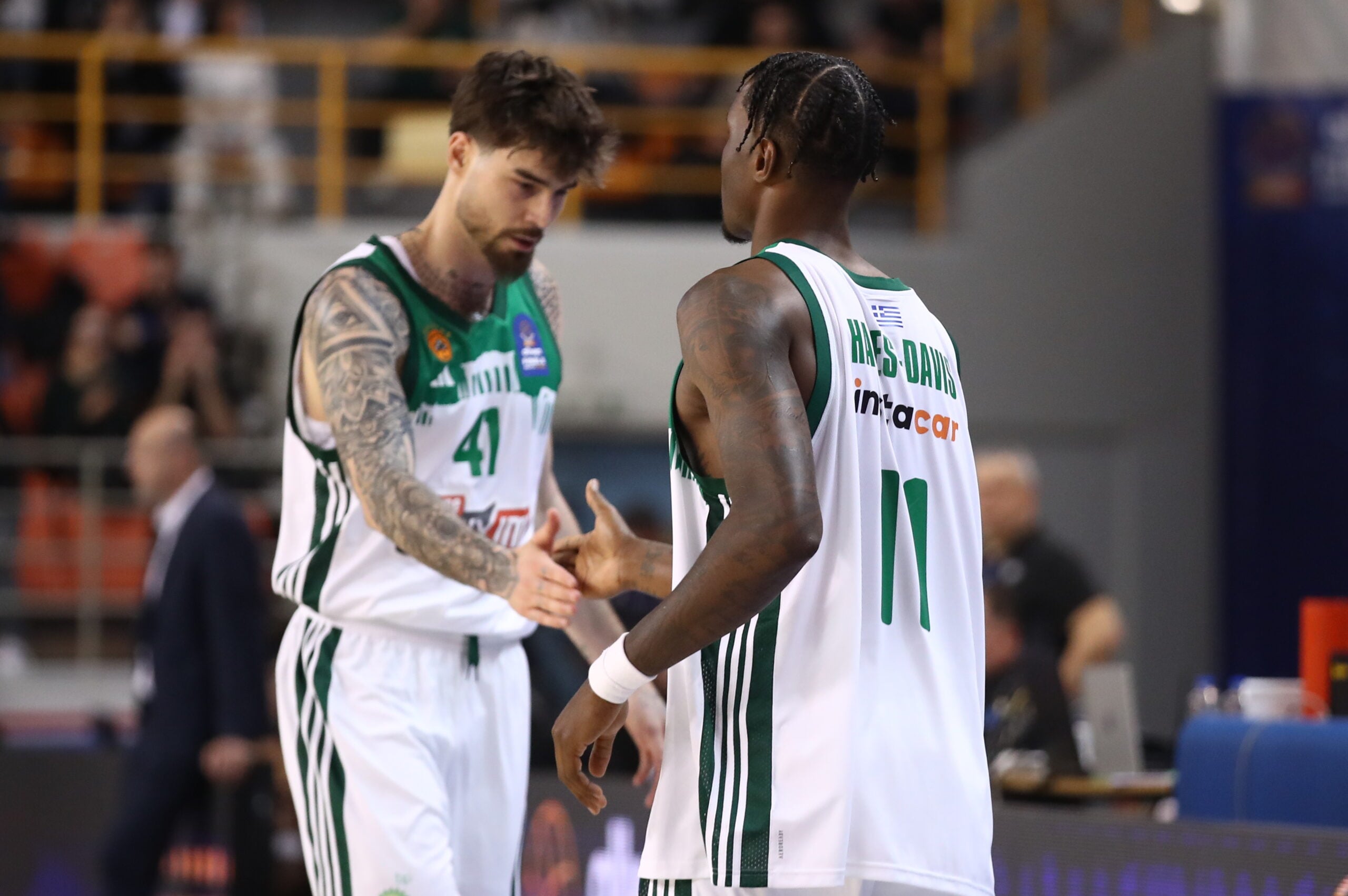 Του… συστήνεται ο Χέιζ-Ντέιβις και πληρώνει!