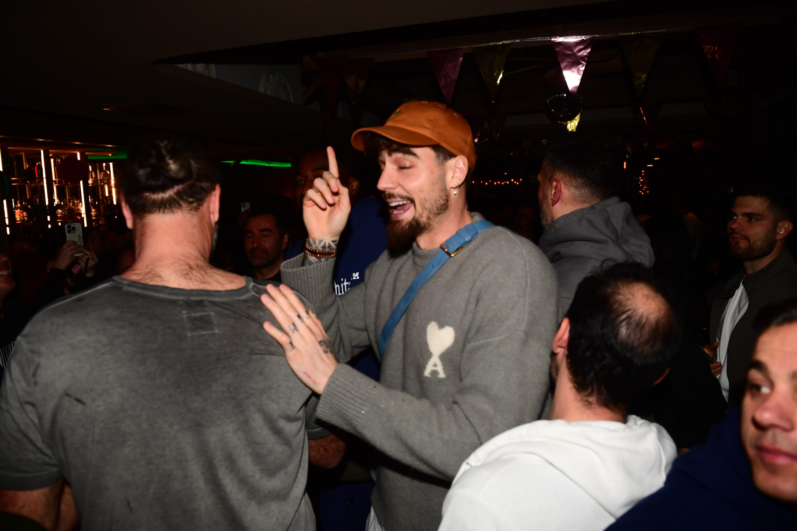 Φωτογραφίες, βίντεο: Το «πράσινο» γλέντι για το Κύπελλο, τα... έσπασαν οι παίκτες