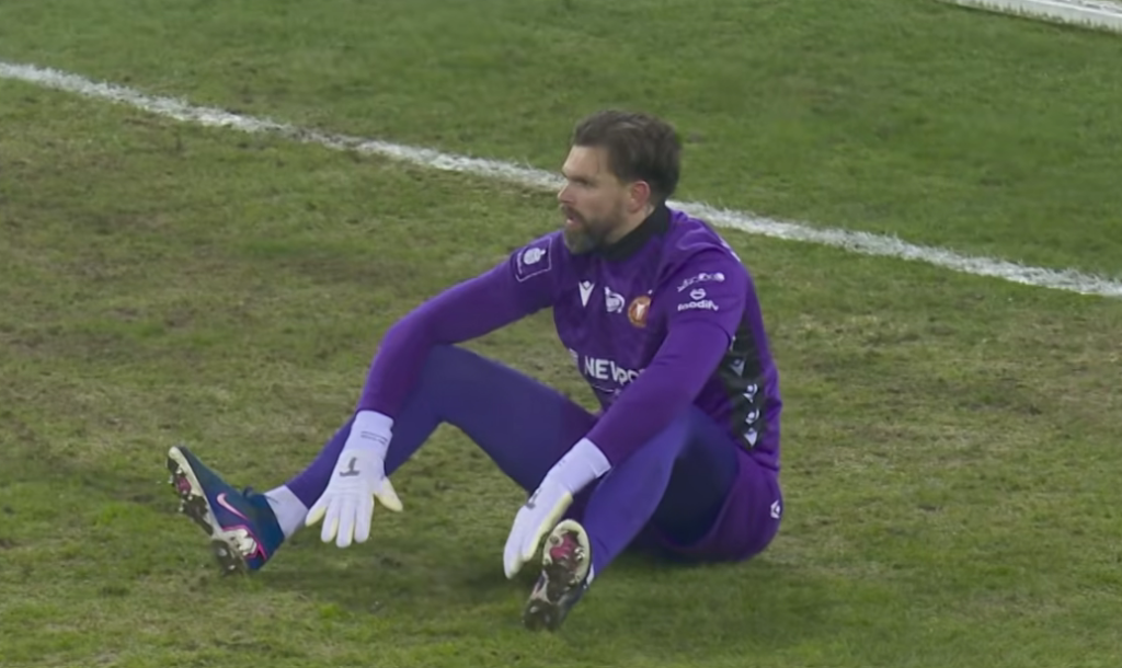 Πολωνία: Κράτησε ανέπαφη την εστία ο Ντραγκόφσκι για δεύτερη σερί αγωνιστική (vid)