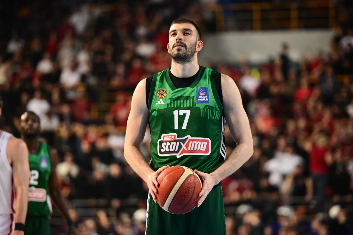 Ρογκαβόπουλος: «Τι μας είπε ο Αταμάν στο ημίχρονο»