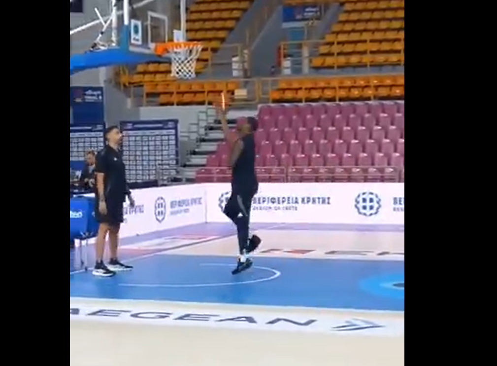 Απίστευτο: Ο Χέιζ-Ντέιβις μόνος στο γήπεδο τρεις ώρες πριν τον τελικό!